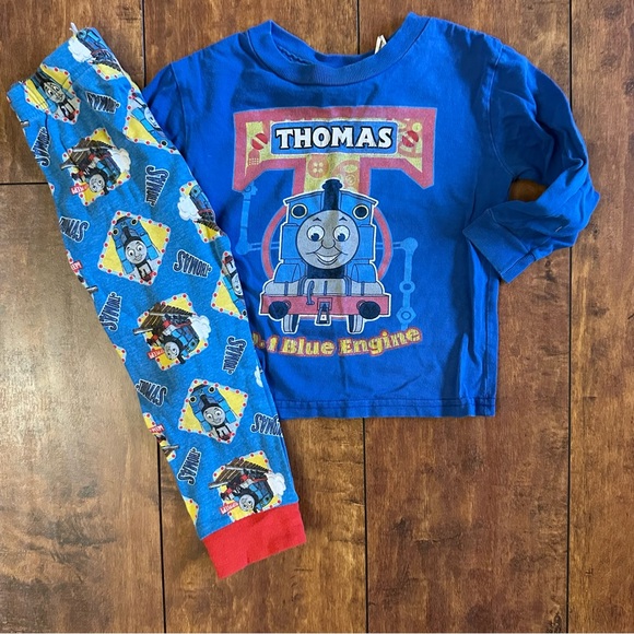 Toddler boys pajama set bundle 3T - Picture 2 of 6